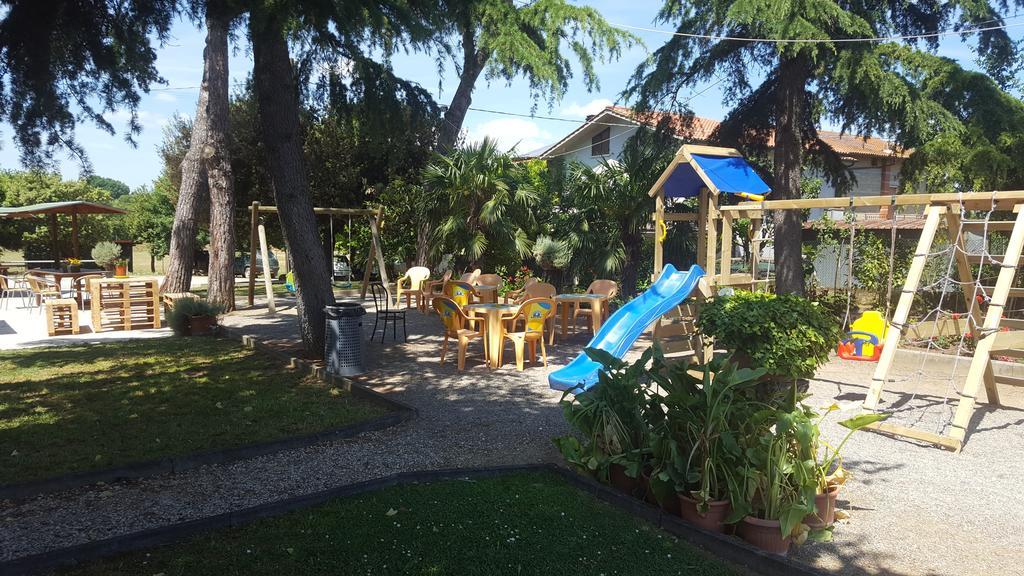 Hotel Tiziana Montepulciano Stazione Eksteriør billede